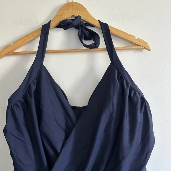 Athleta Navy Blue Wrap Halter Tie Slimming One Piece Swimsuit size 40 B/C EUC - Picture 6 of 12
